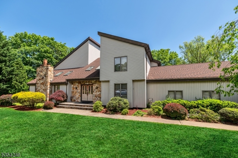 81 Columbus Ave  Totowa Boro NJ 07512 photo