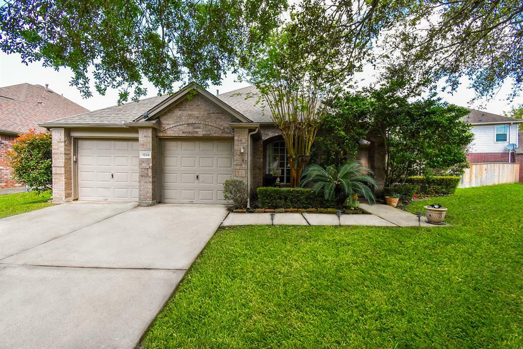 Property Photo:  1234 Deerbrook Drive  TX 77479 