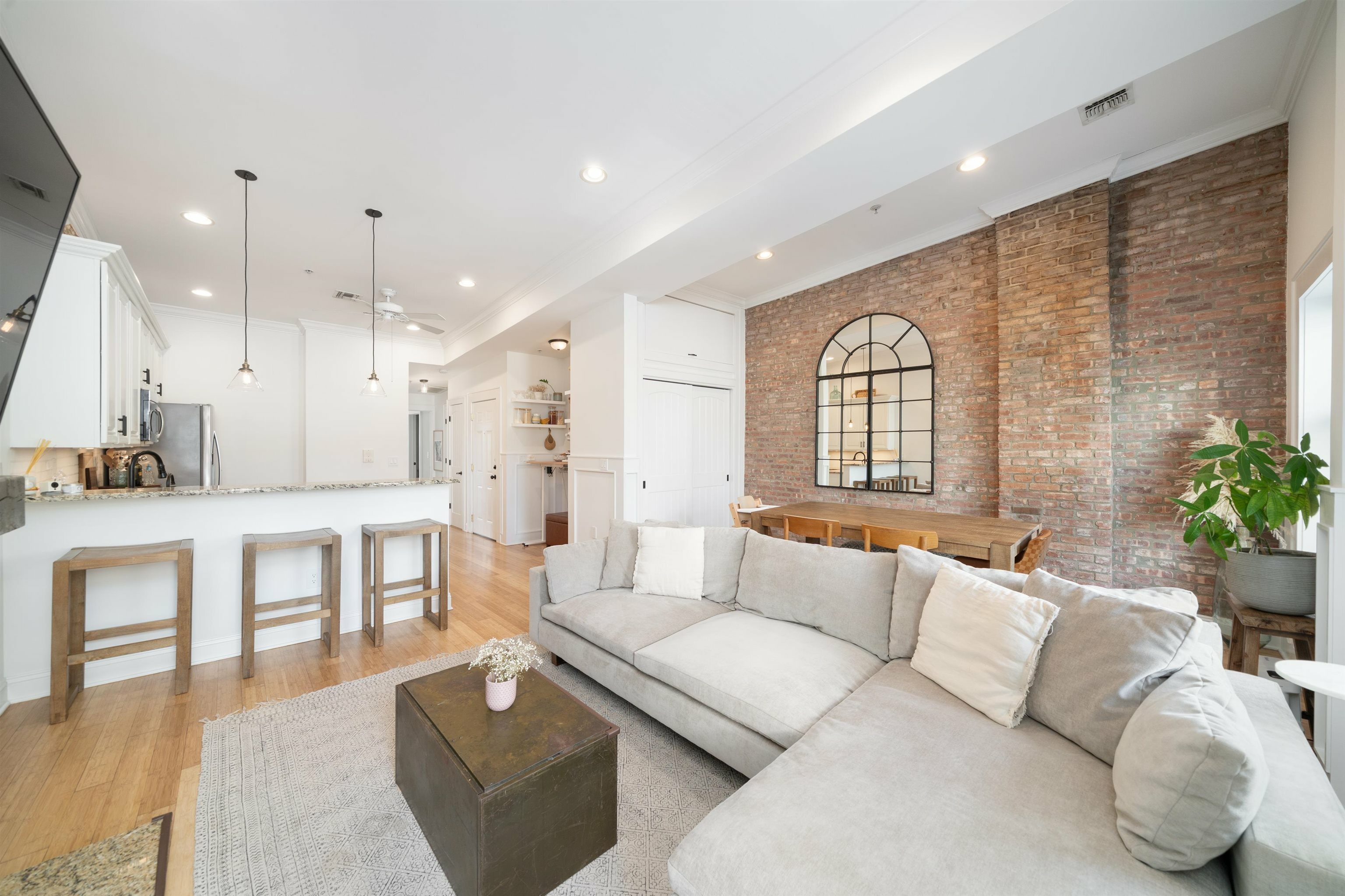 Property Photo:  328 Garden St 4  NJ 07030 