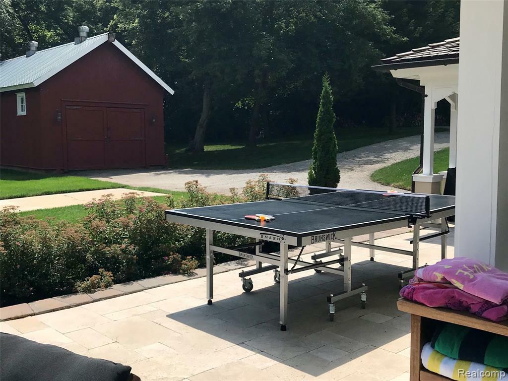 Property Photo:  13855 Peacock Road  MI 48848 9266 