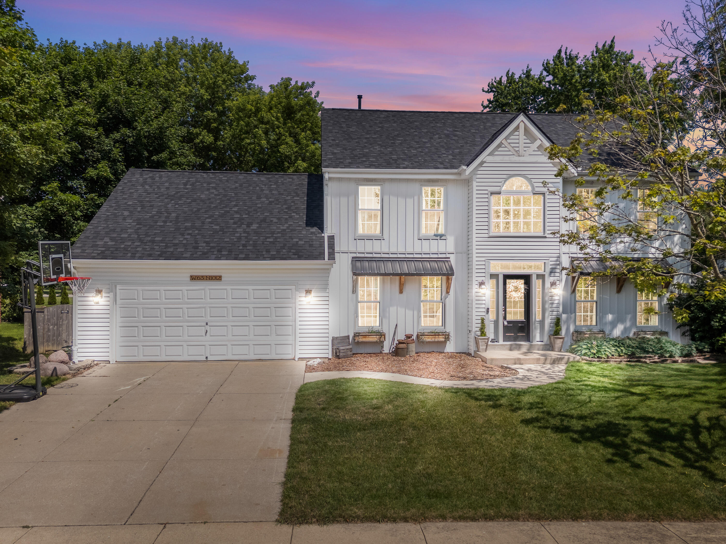 Property Photo: W63n1012 Holly Ln WI 53012