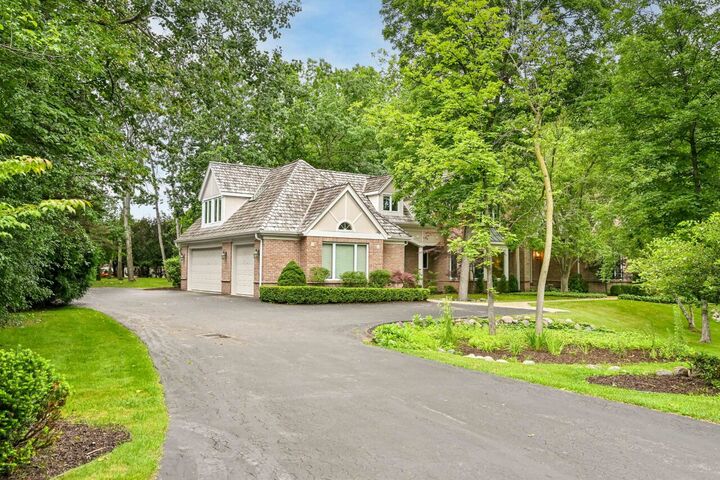 Property Photo: 10829 N Beechwood Dr WI 53092