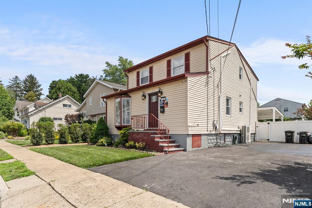 145 Niagara Street  Dumont NJ 07628 photo