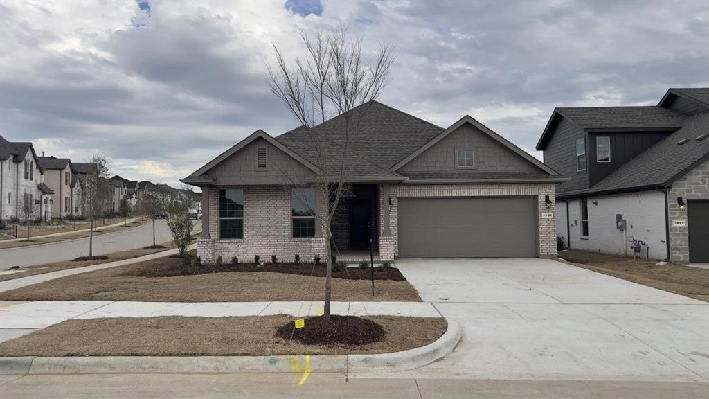 Property Photo: 1801 Rachel Street TX 76247