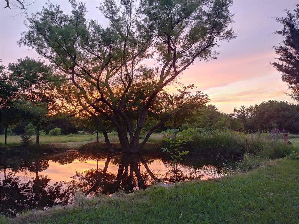 Property Photo: 9437 Johns A Road TX 76009