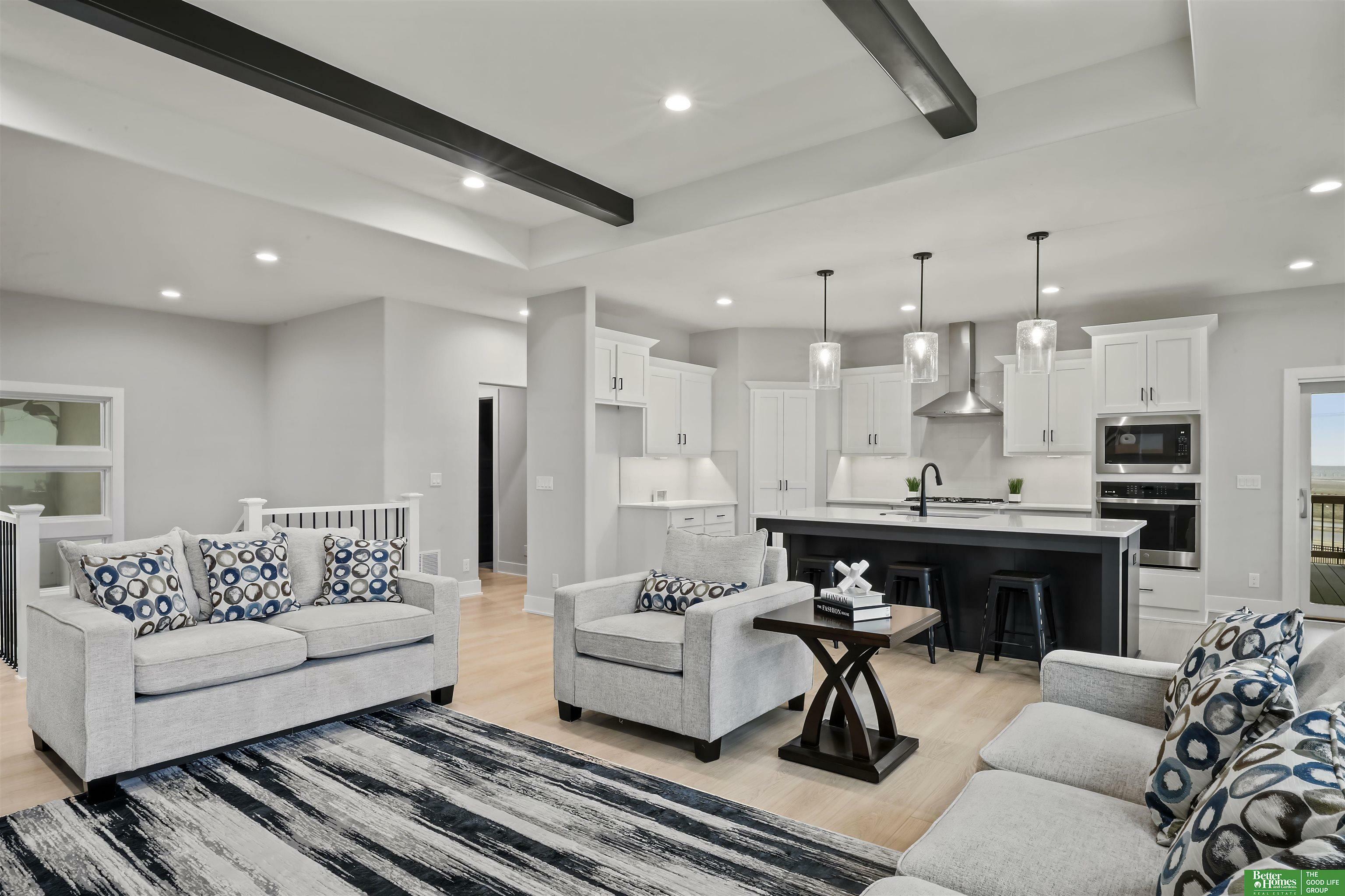 Property Photo: 10023 Prospect Street NE 68046