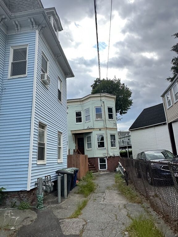 30A Summer  Somerville MA 02143 photo