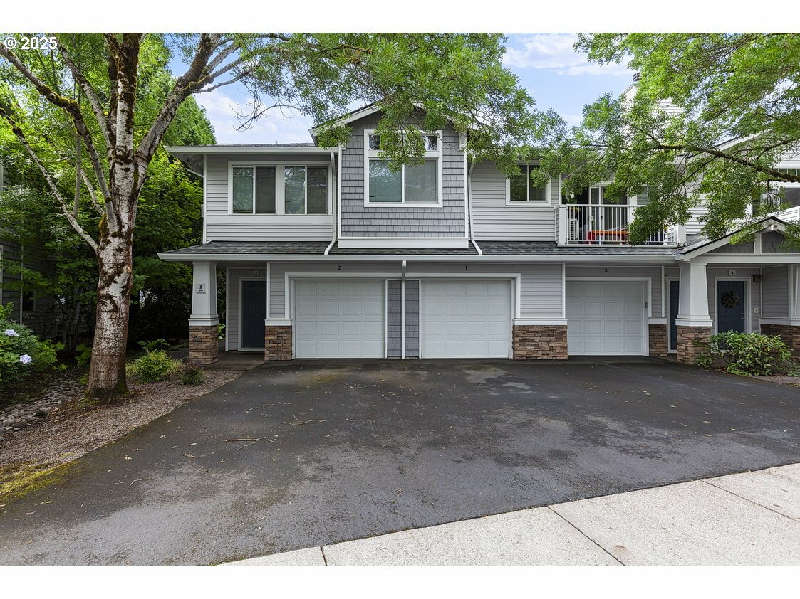 Property Photo:  13706 SW Hall Blvd 1  OR 97223 