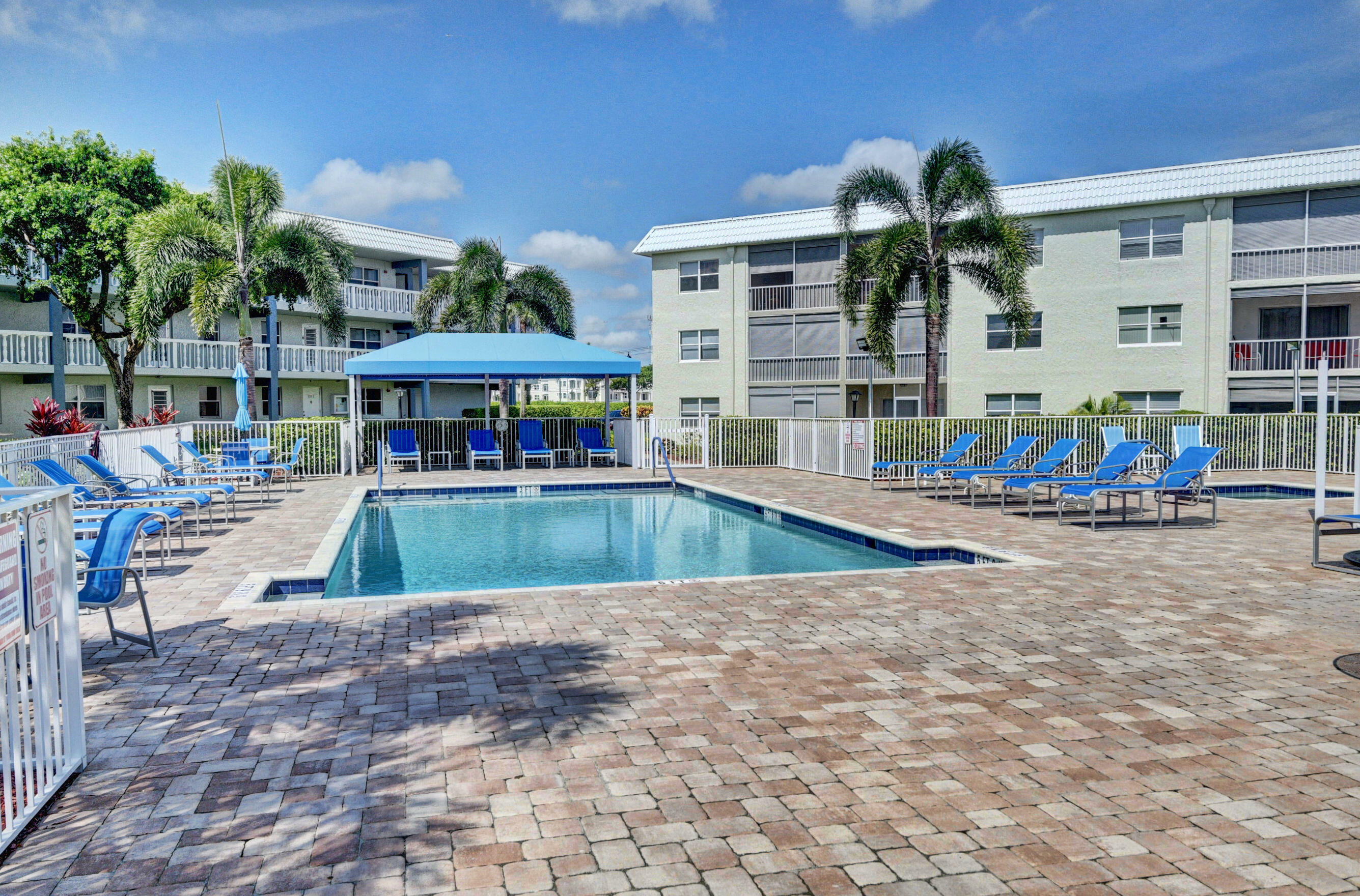 Property Photo: 9826 Marina 1027 Boulevard 1027 FL 33428