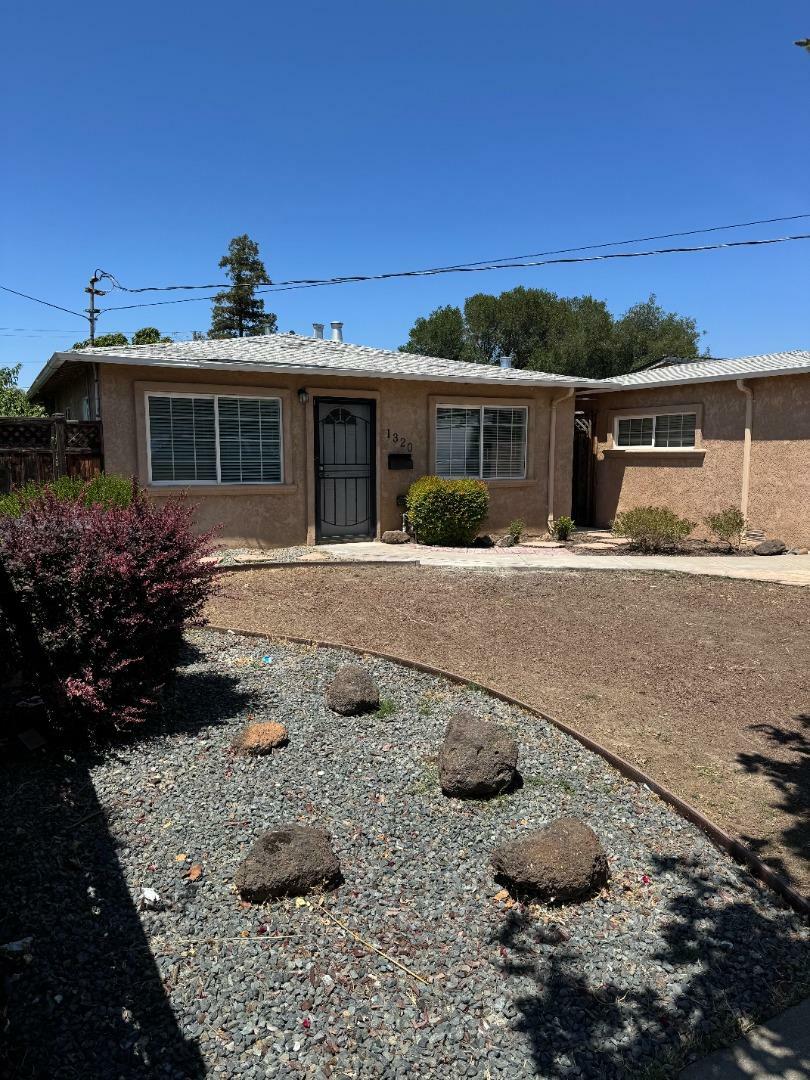 Property Photo: 1320 Ventura Avenue CA 94551