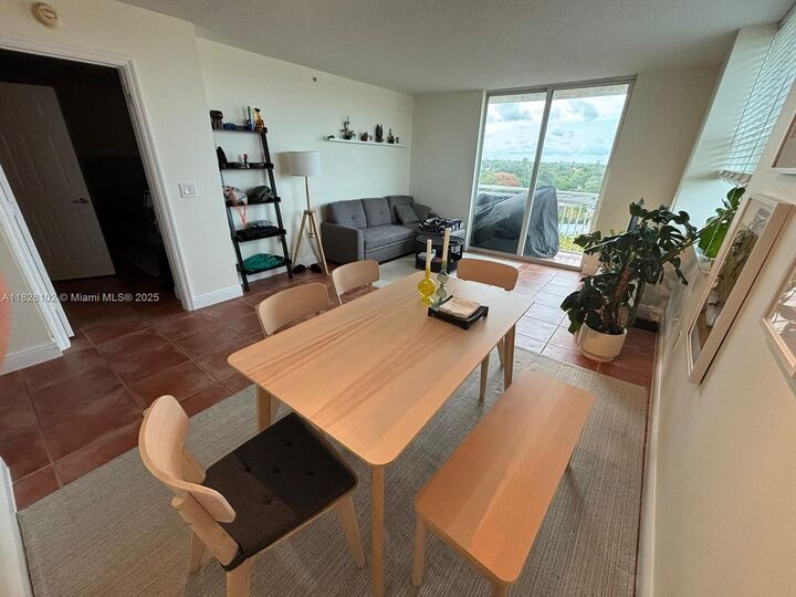 Property Photo:  3000 Coral Way 621  FL 33145 