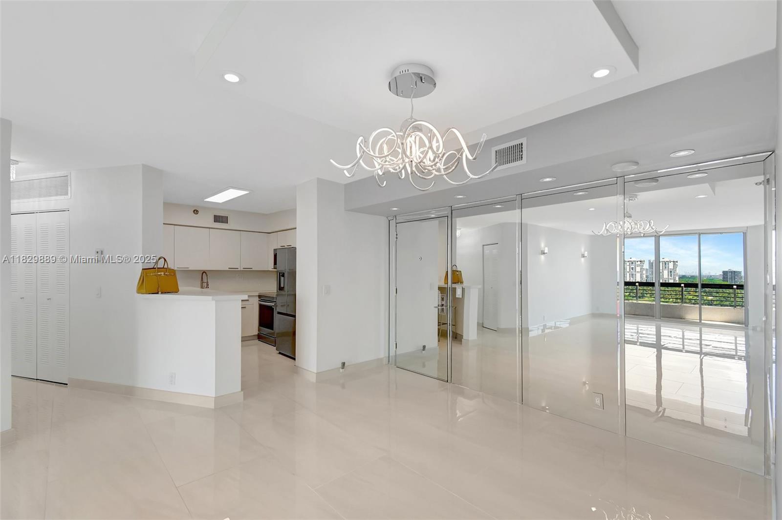 Property Photo:  3400 NE 192nd St 1606  FL 33180 