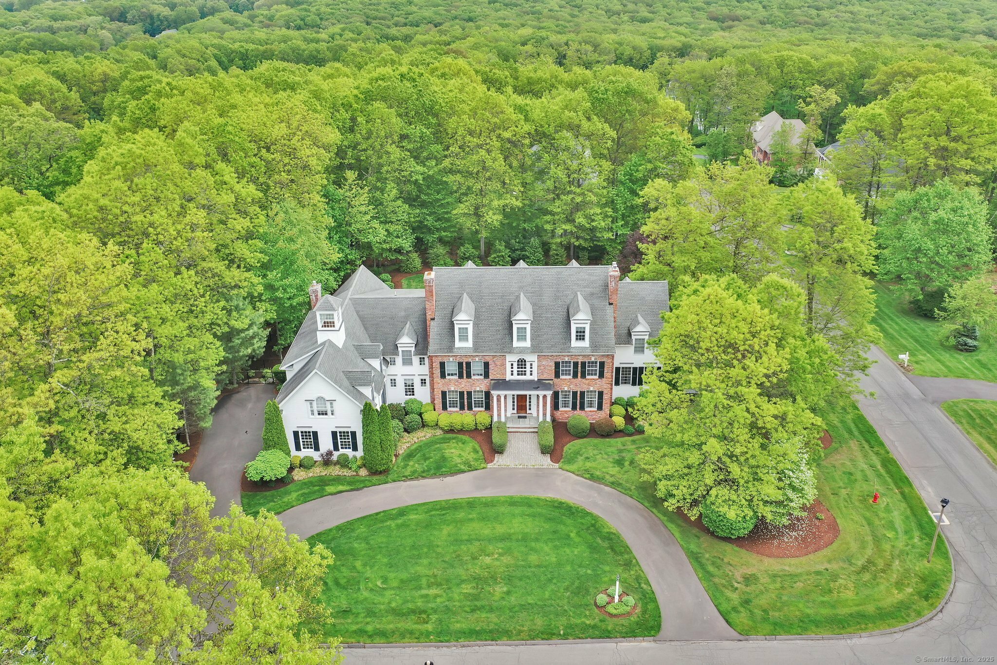 Property Photo:  20 Found Land Way  CT 06001 