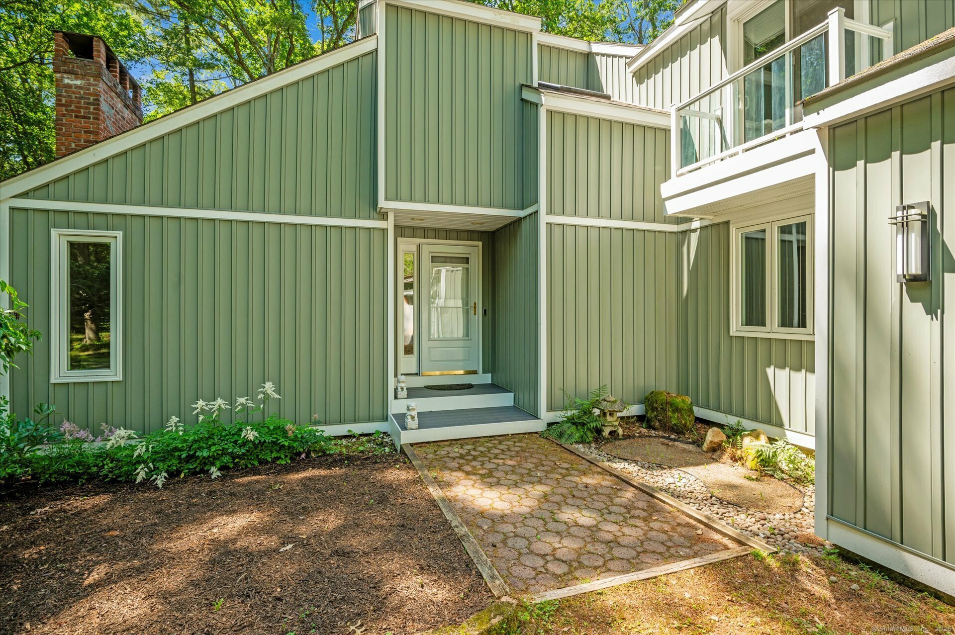 Property Photo: 25 Tall Wood Hollow CT 06001