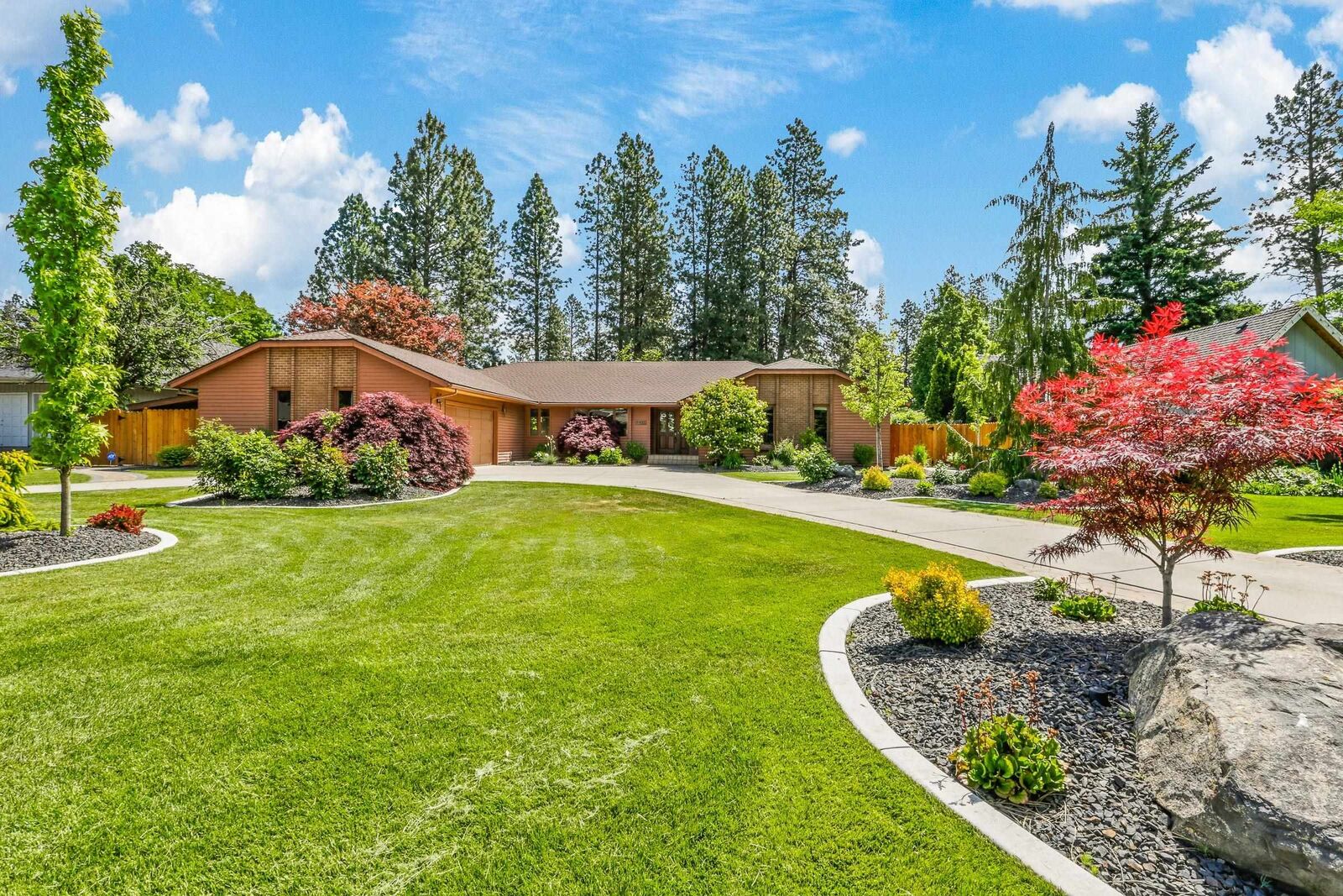 Property Photo:  3551 S Lincoln Dr  WA 99203 