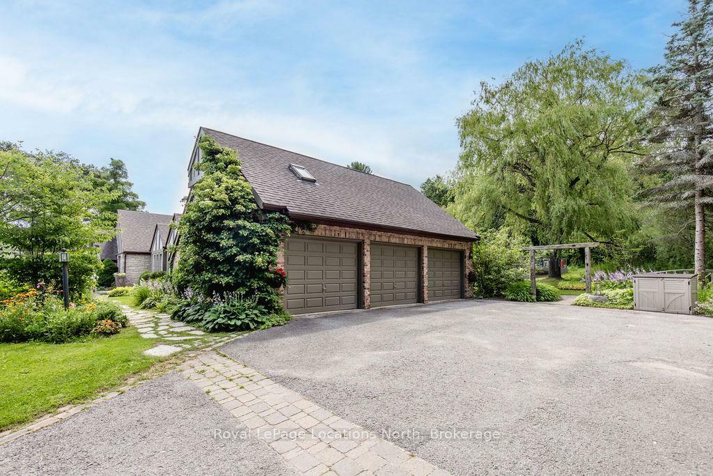 Property Photo: 7 Purple Hill Lane ON L0M 1G0