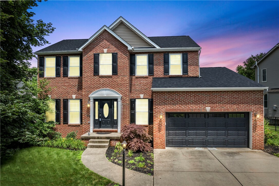 Property Photo: 1614 Norman Drive PA 15143