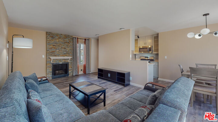 8740 Tuscany Ave  Playa Del Rey CA 90293 photo