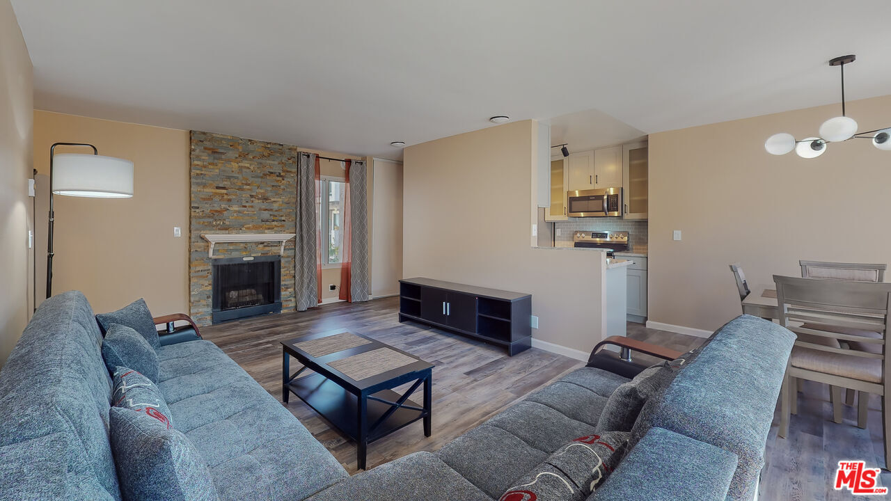 Property Photo: 8740 Tuscany Ave CA 90293