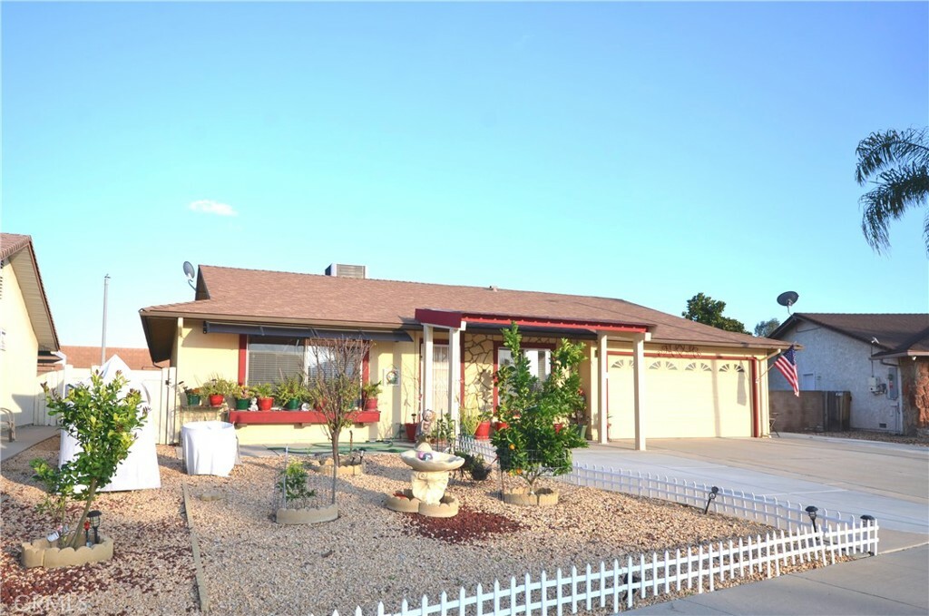 Property Photo: 27958 Foxfire Street CA 92586