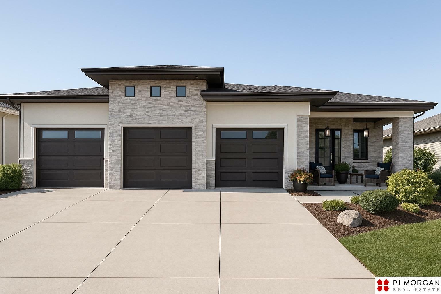Property Photo: 914 Elk Ridge Drive NE 68022