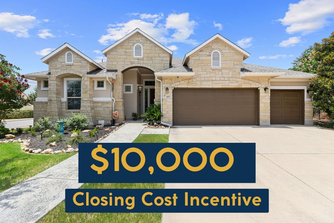 Property Photo: 101 San Michelle Cove TX 78628