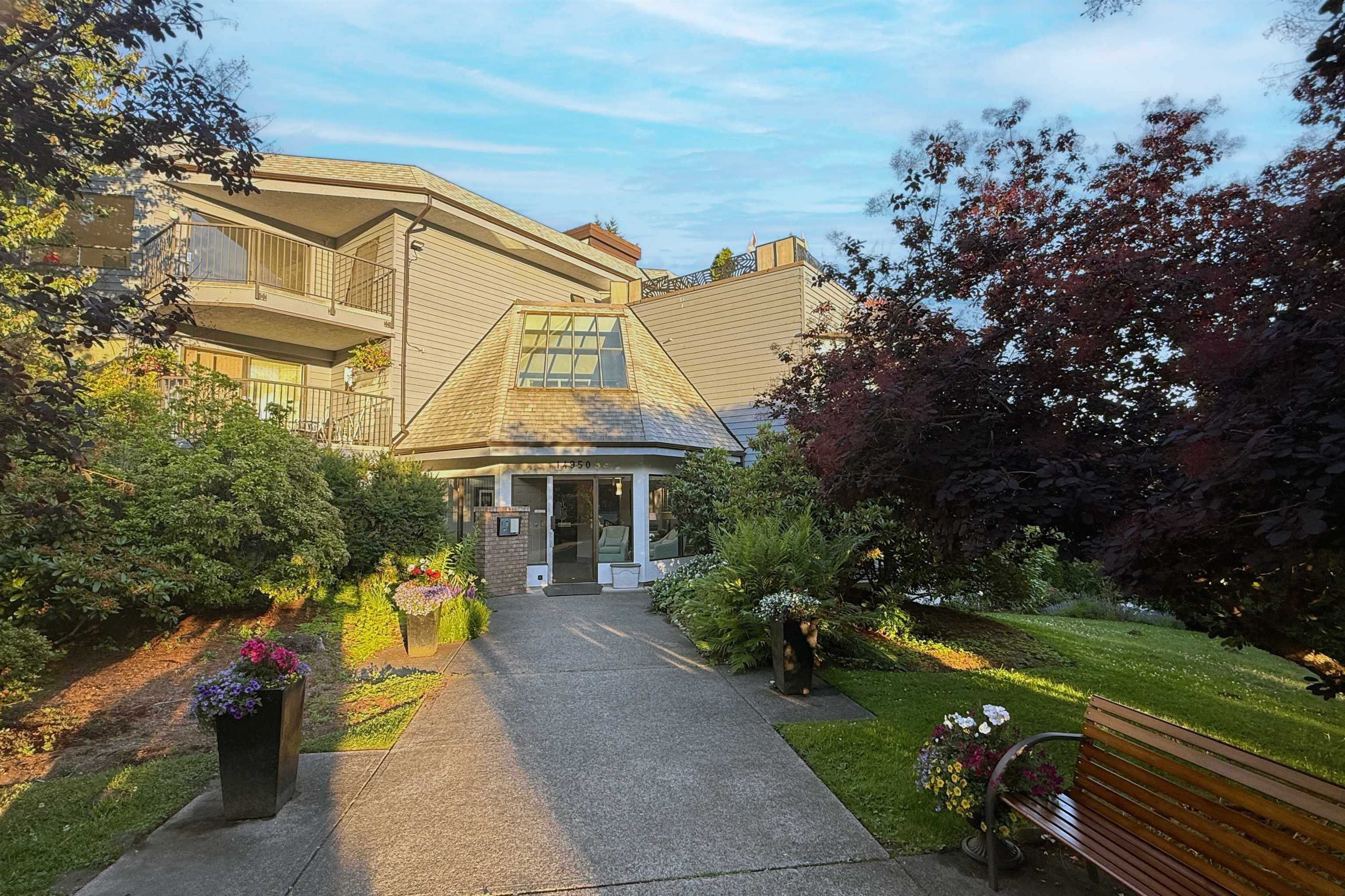 Property Photo:  14950 Thrift Avenue 208  BC V4B 2J9 