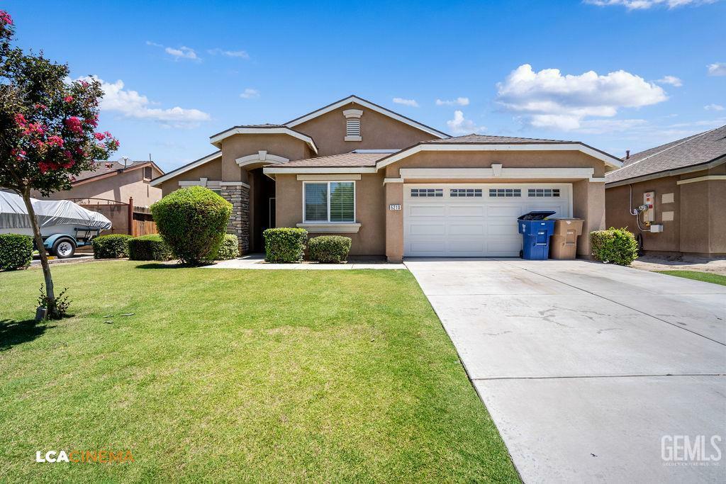 Property Photo: 5210 Sweet Sunblaze Avenue CA 93311