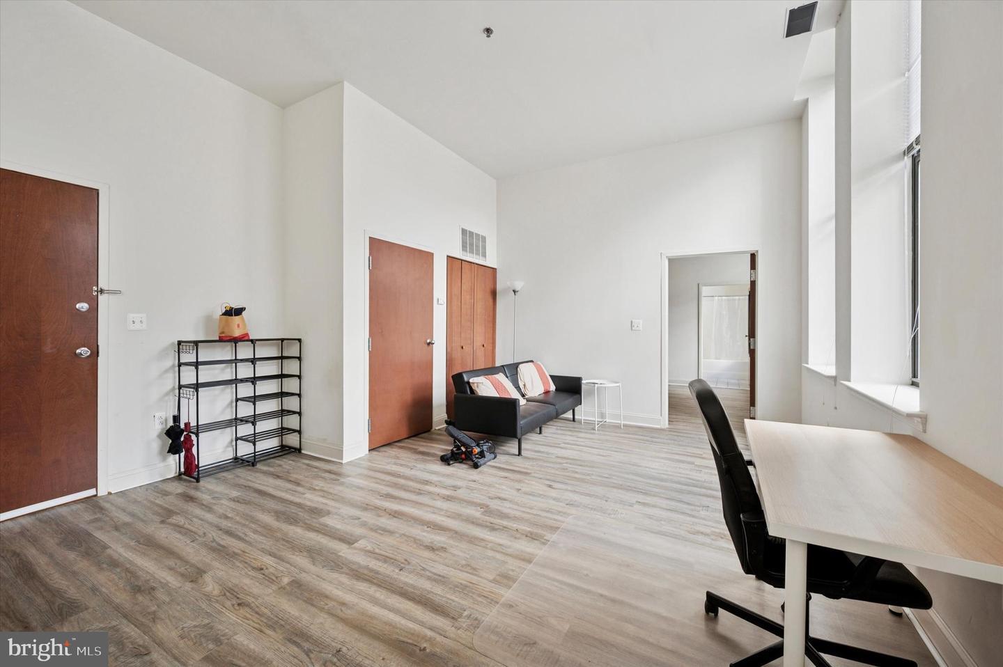 Property Photo:  1001 Chestnut Street 13 904W  PA 19107 