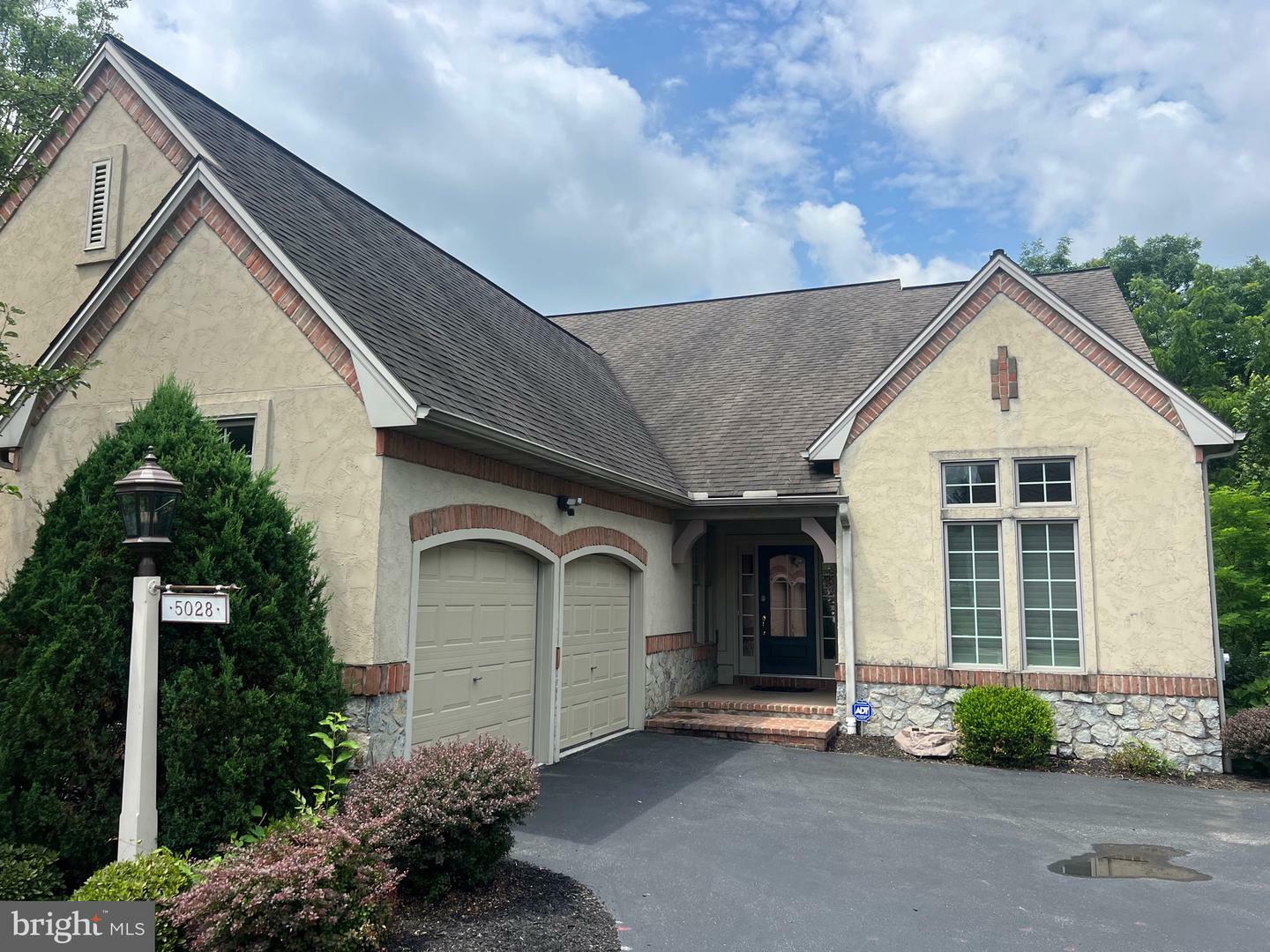 5028 Amelias Path W  Mechanicsburg PA 17050 photo