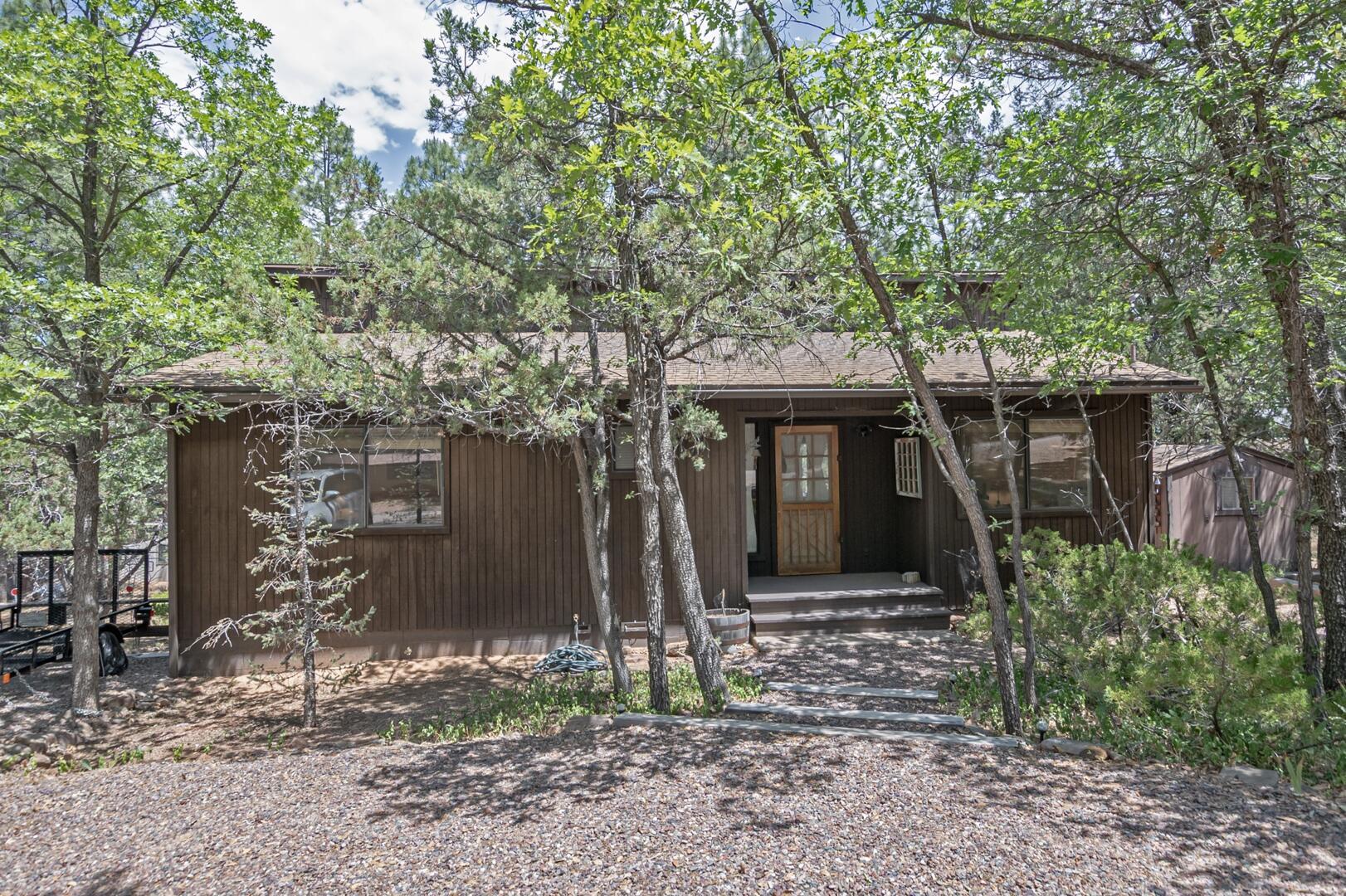 Property Photo: 8148 W Bonnie Brae Drive AZ 85544