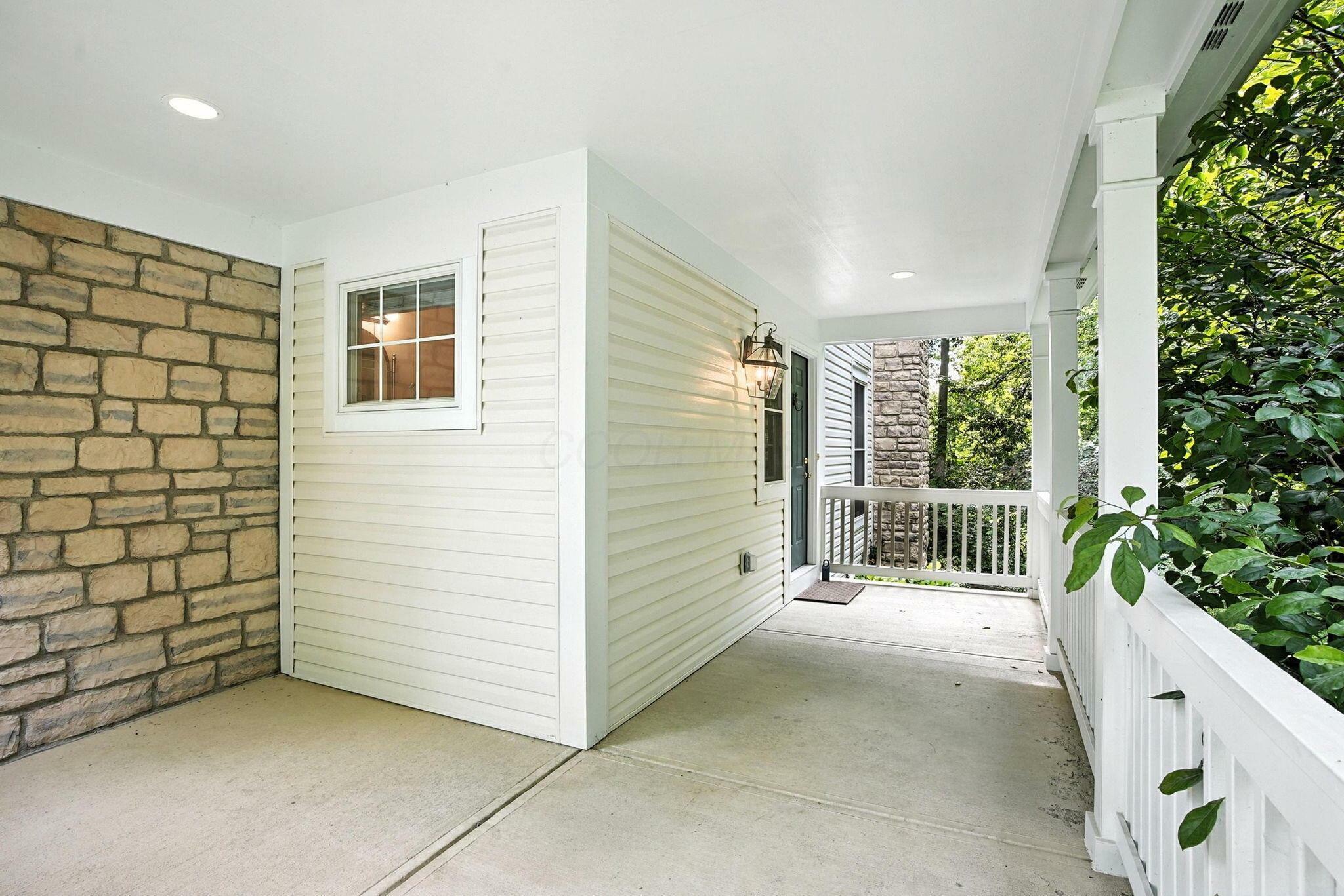 Property Photo:  1223 Sanctuary Place  OH 43230 