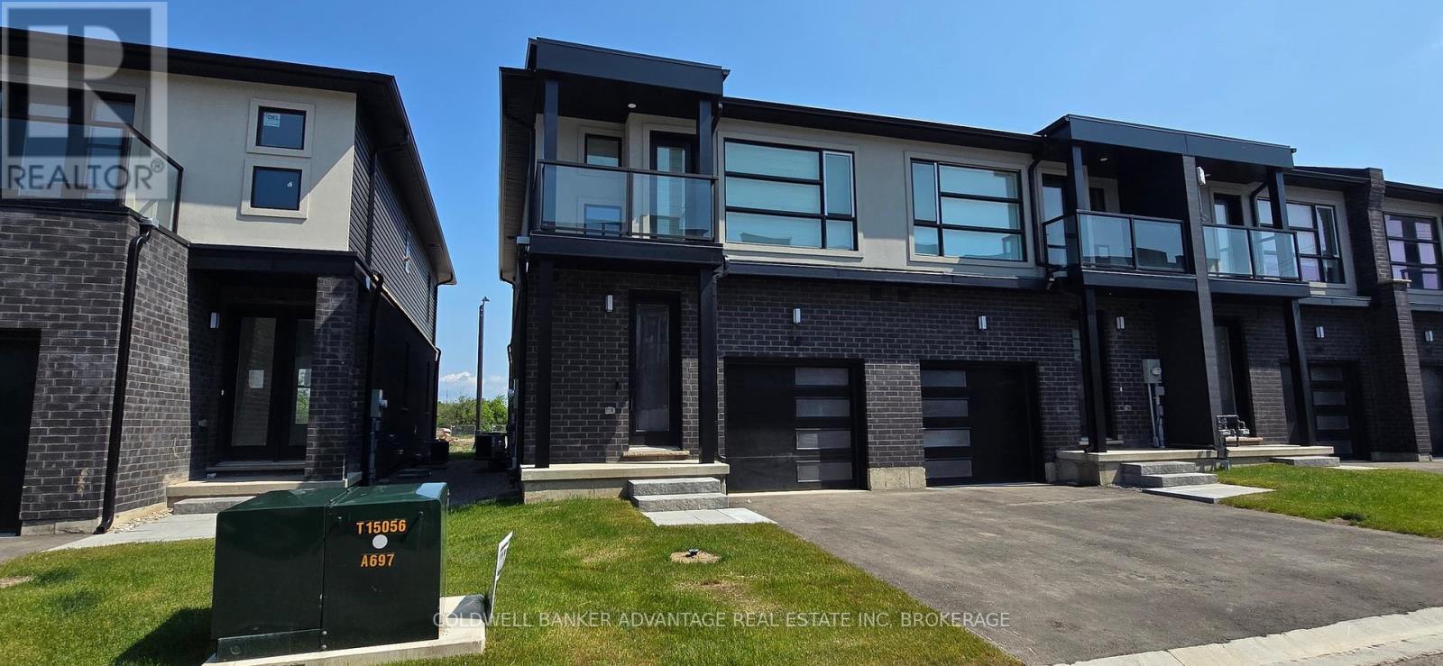 Photo de la propriété:  58 Warren Trail East  ON L3B 0N8 