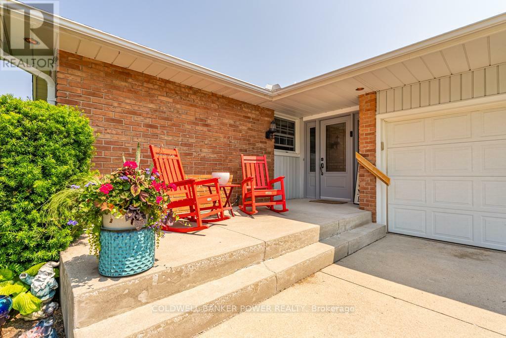 Property Photo: 14 Cowan Avenue ON N6C 4E6
