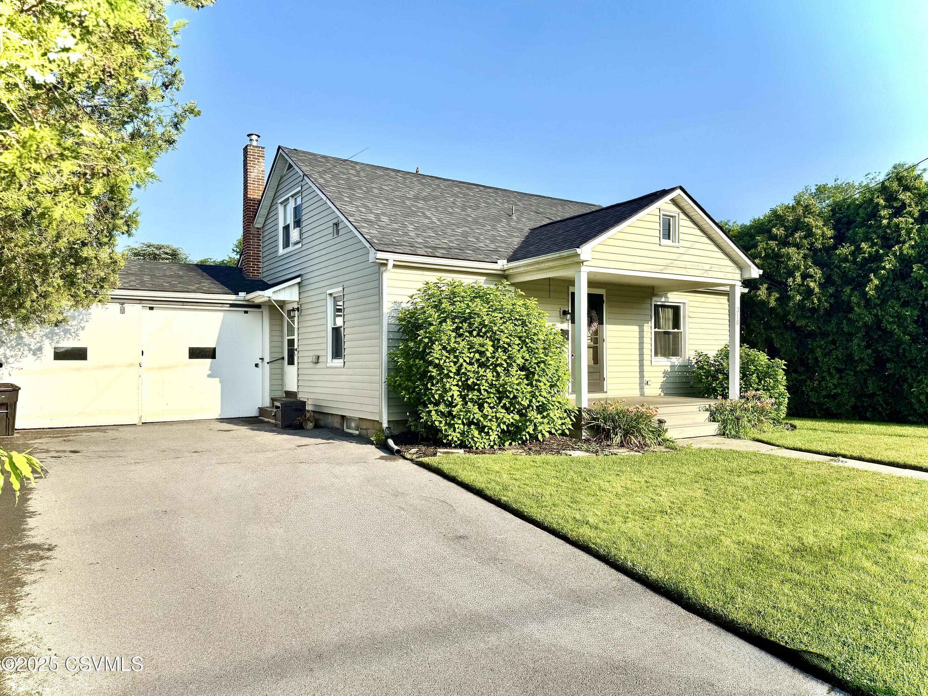 Property Photo: 316 N Broad Street PA 17870