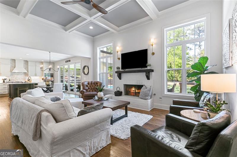 Property Photo: 6560 Crestwood Peninsula GA 30542