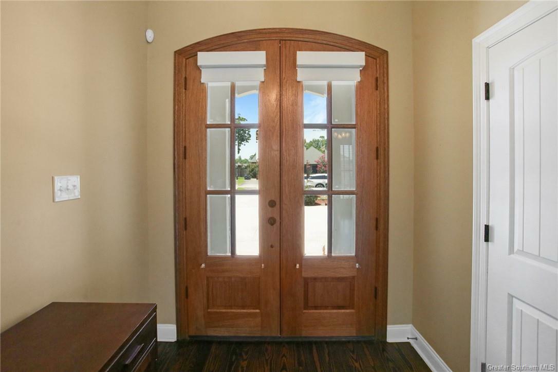 Property Photo:  629 Becky Lane  LA 70605 