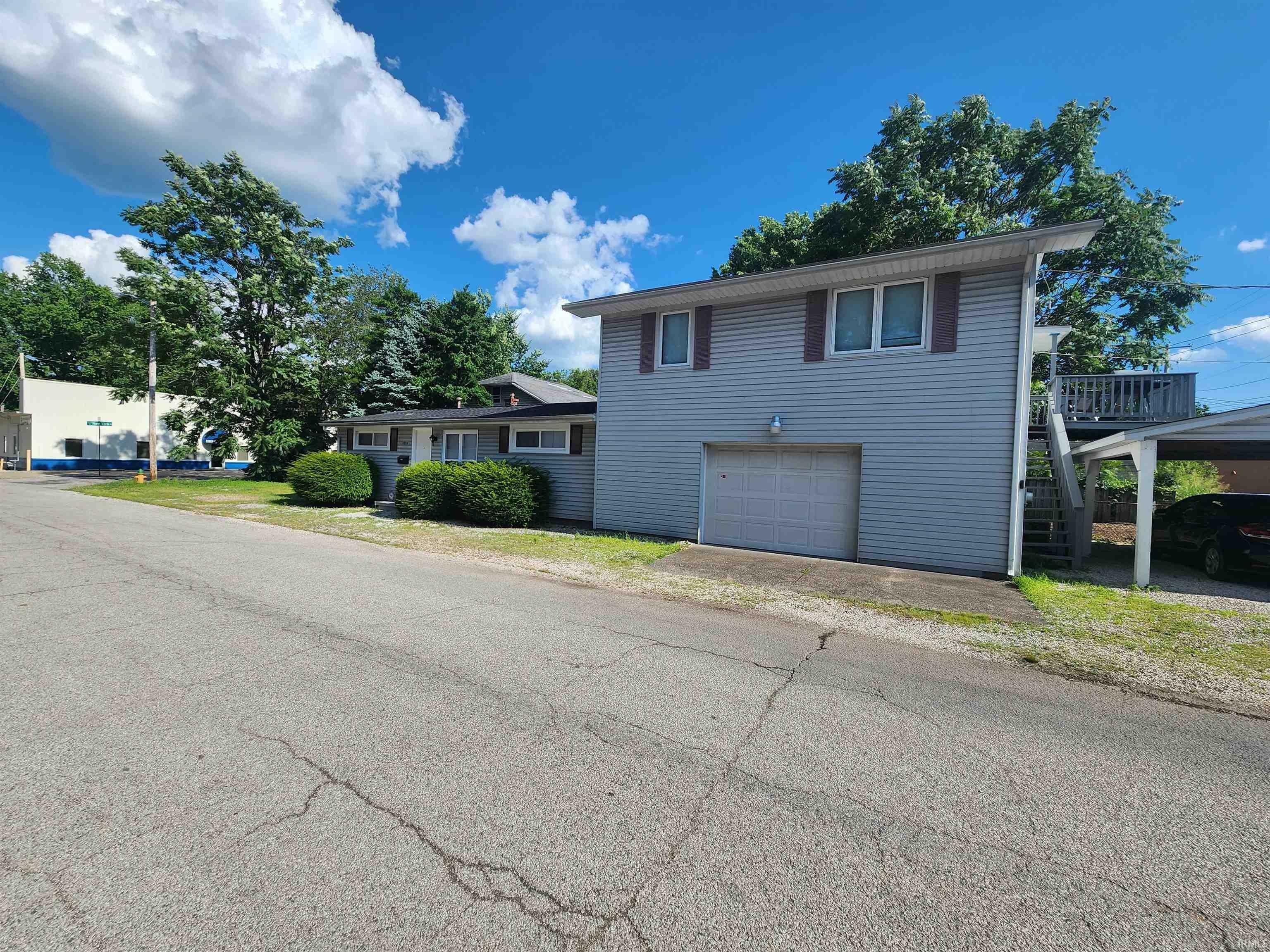 1055 Seale Avenue  Evansville IN 47714 photo