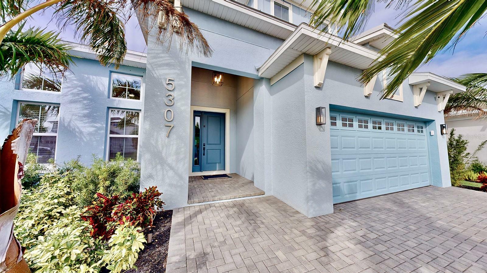 Property Photo:  5307 Wishing Arch Drive  FL 33572 