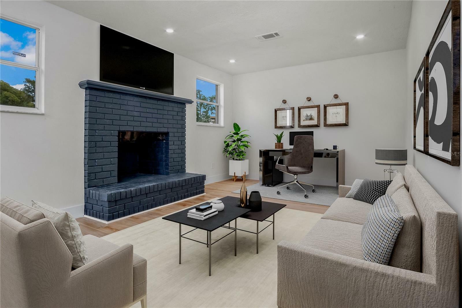 Property Photo: 4420 Lake Lawne Avenue FL 32808