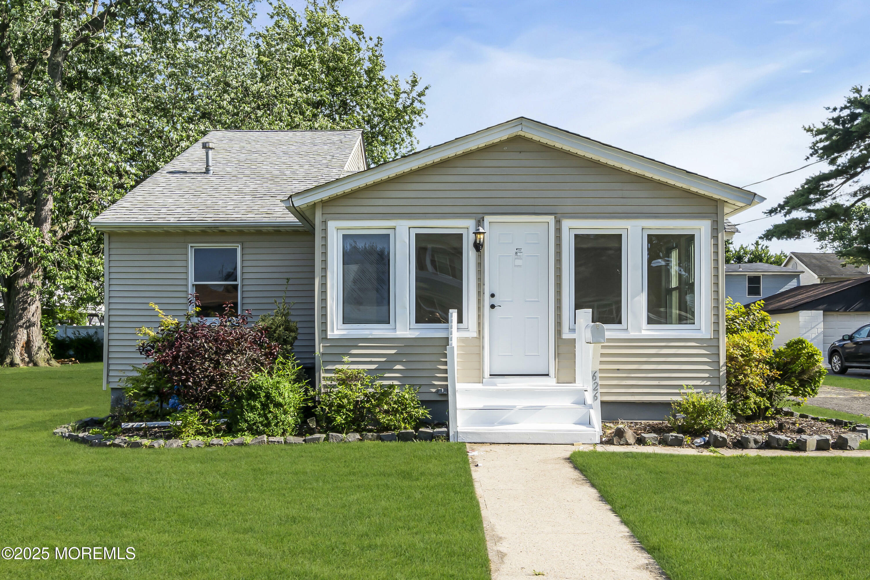Property Photo:  626 Clark Avenue  NJ 07735 