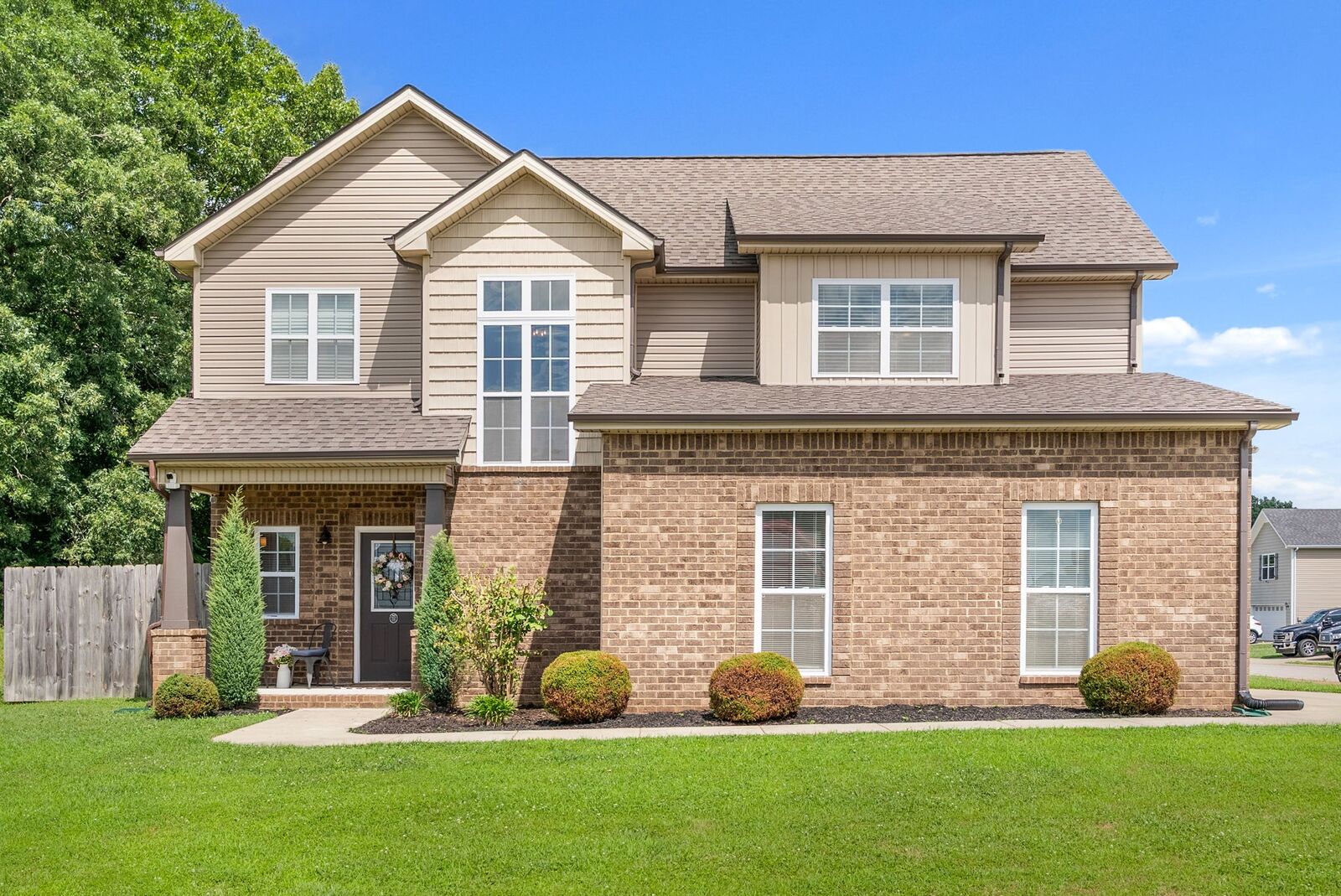 Property Photo: 951 Cherry Blossom Ln TN 37040