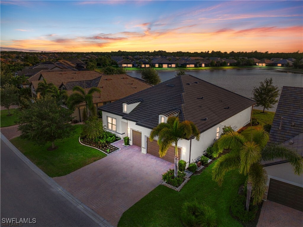 Property Photo:  7478 Winding Cypress Drive  FL 34114 