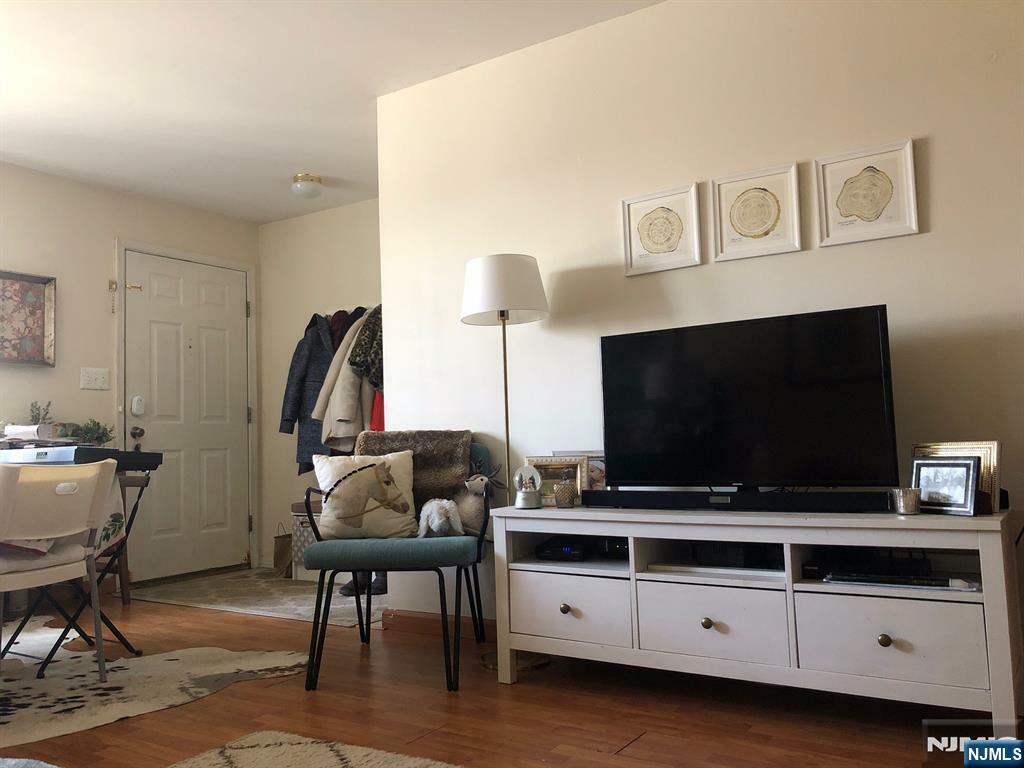 Property Photo:  2088 Edward Court  NJ 07430 