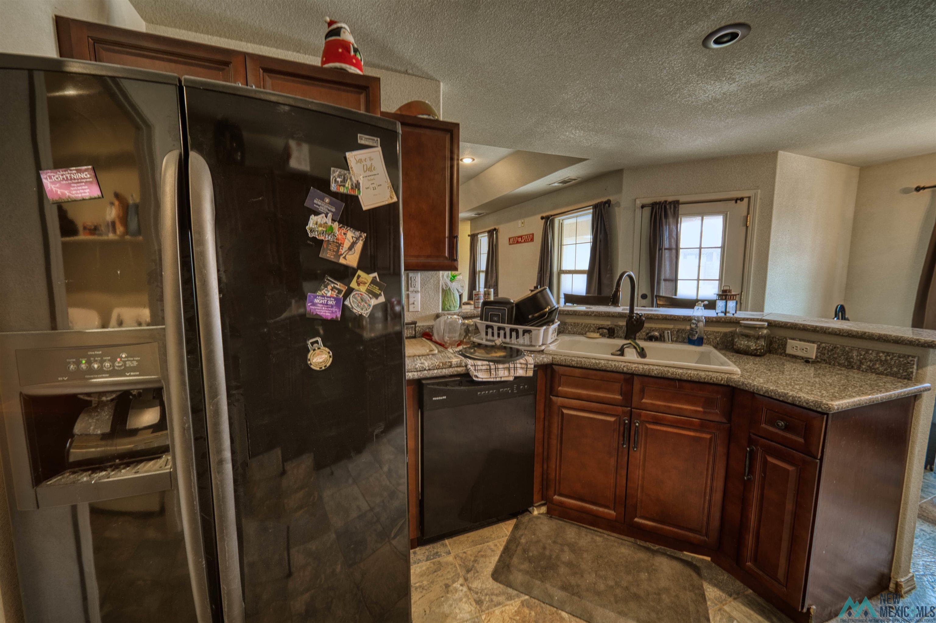 Property Photo: 2610 W Lea Street NM 88220