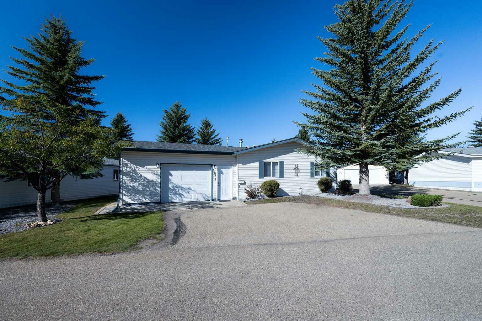 4909 Dorchester Avenue  Red Deer AB T4R 2Z8 photo