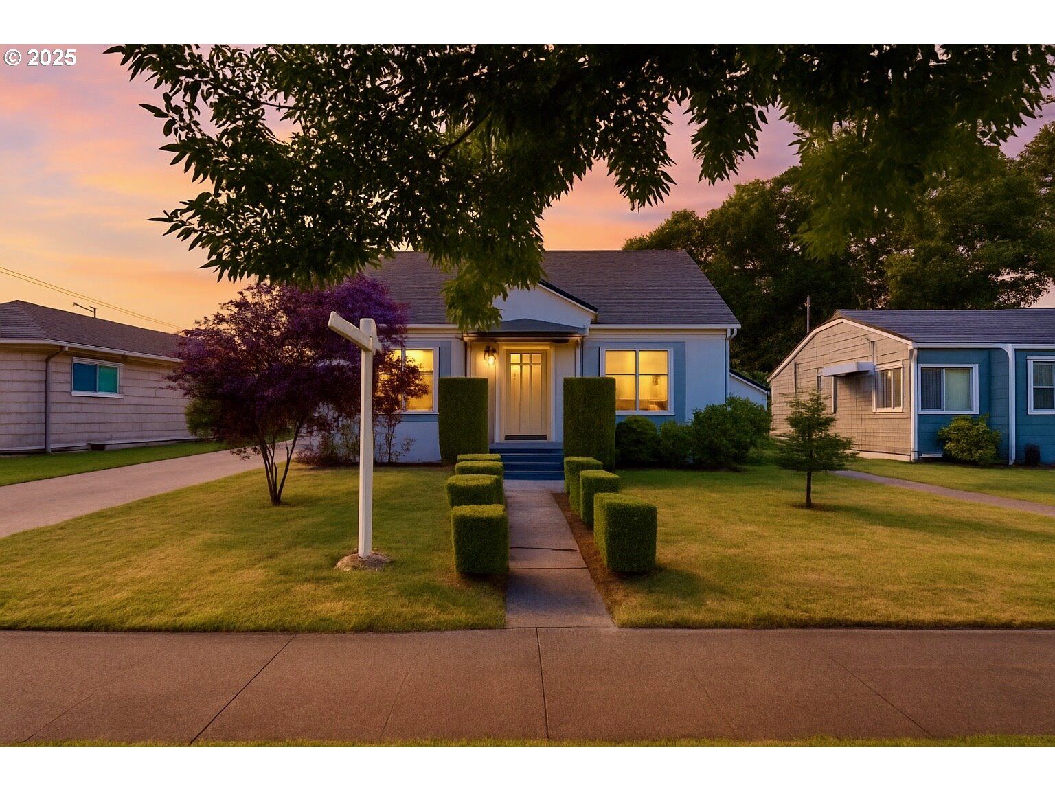 Property Photo: 421 24th Ave WA 98632