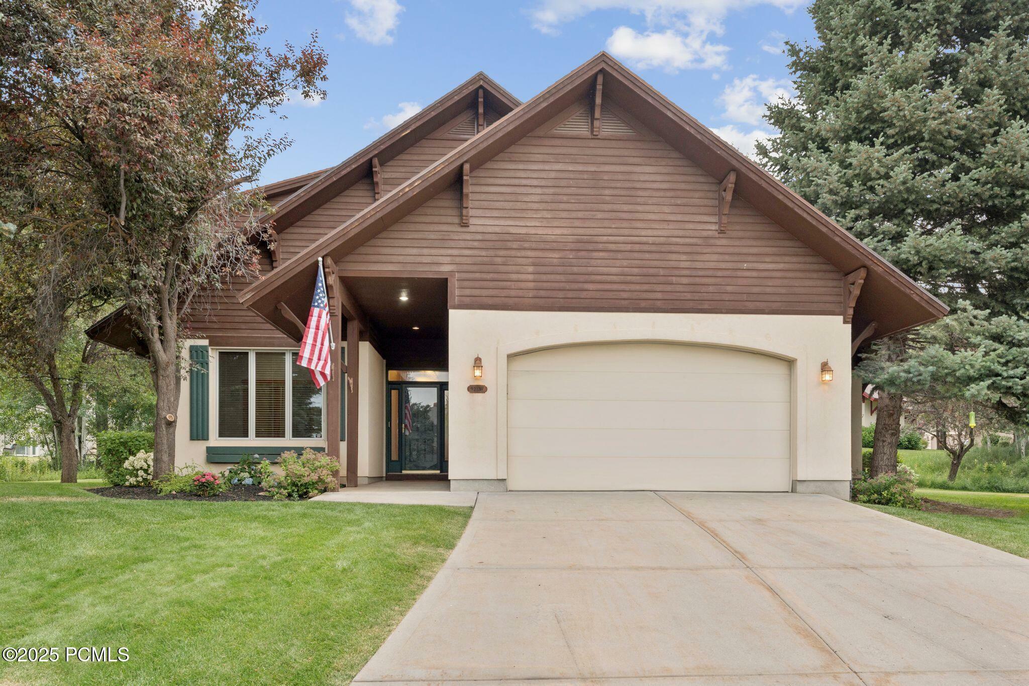 Property Photo: 92 W Village Court UT 84049