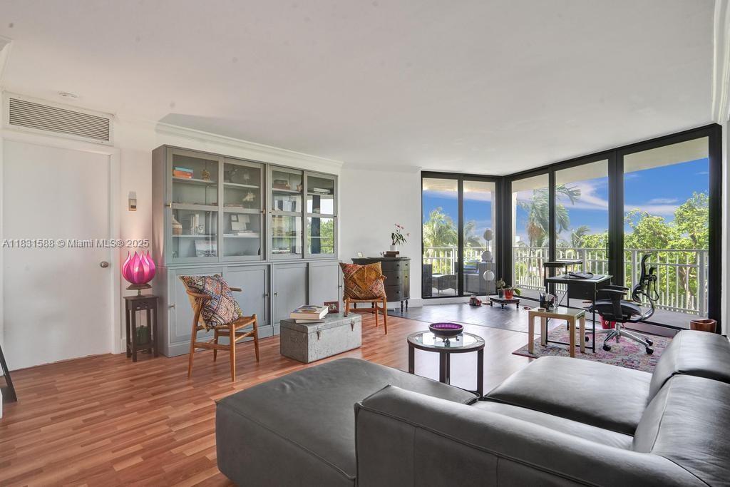 Property Photo: 2000 Towerside Ter 604 FL 33138