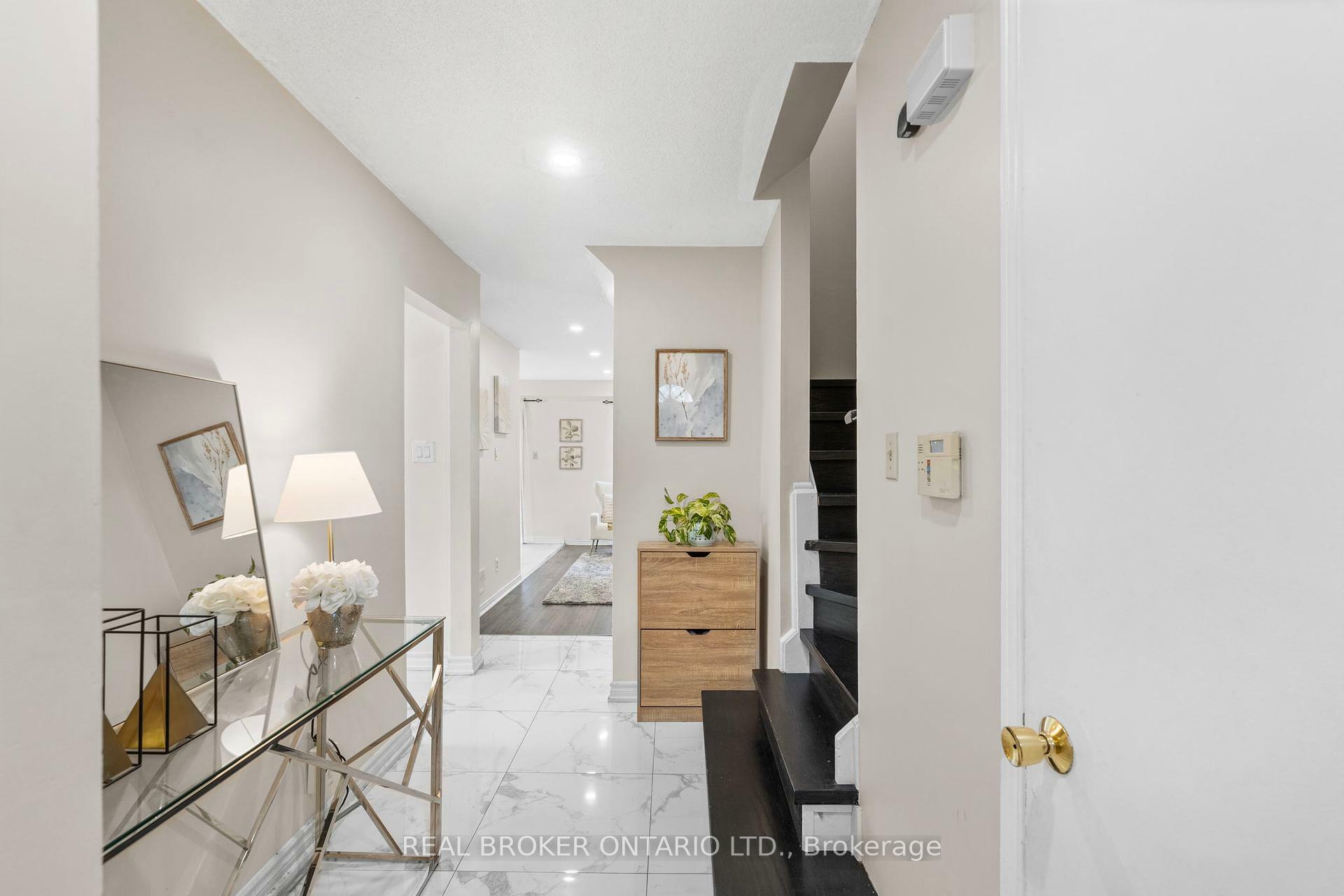 Property Photo:  1434 Anton Square  ON L1V 5S9 